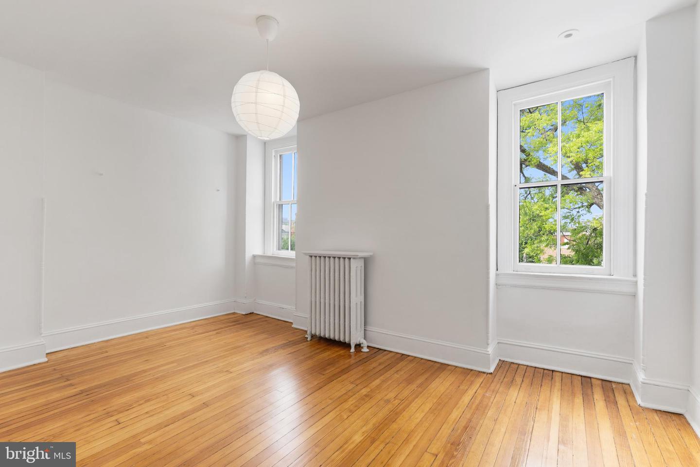 108 3rd St NE