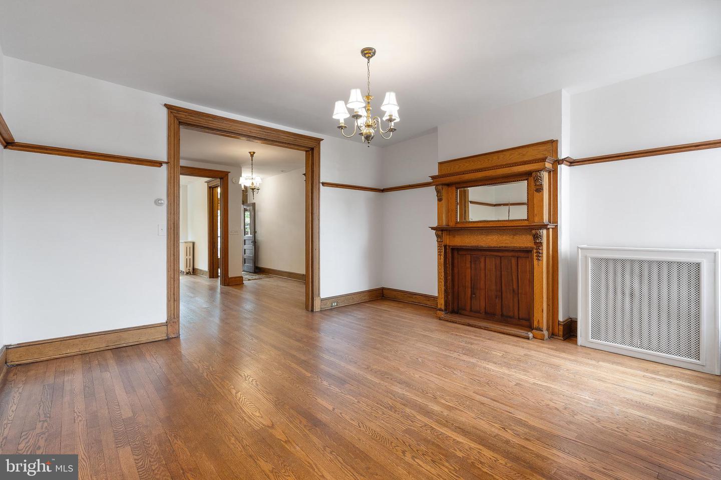 108 3rd St NE