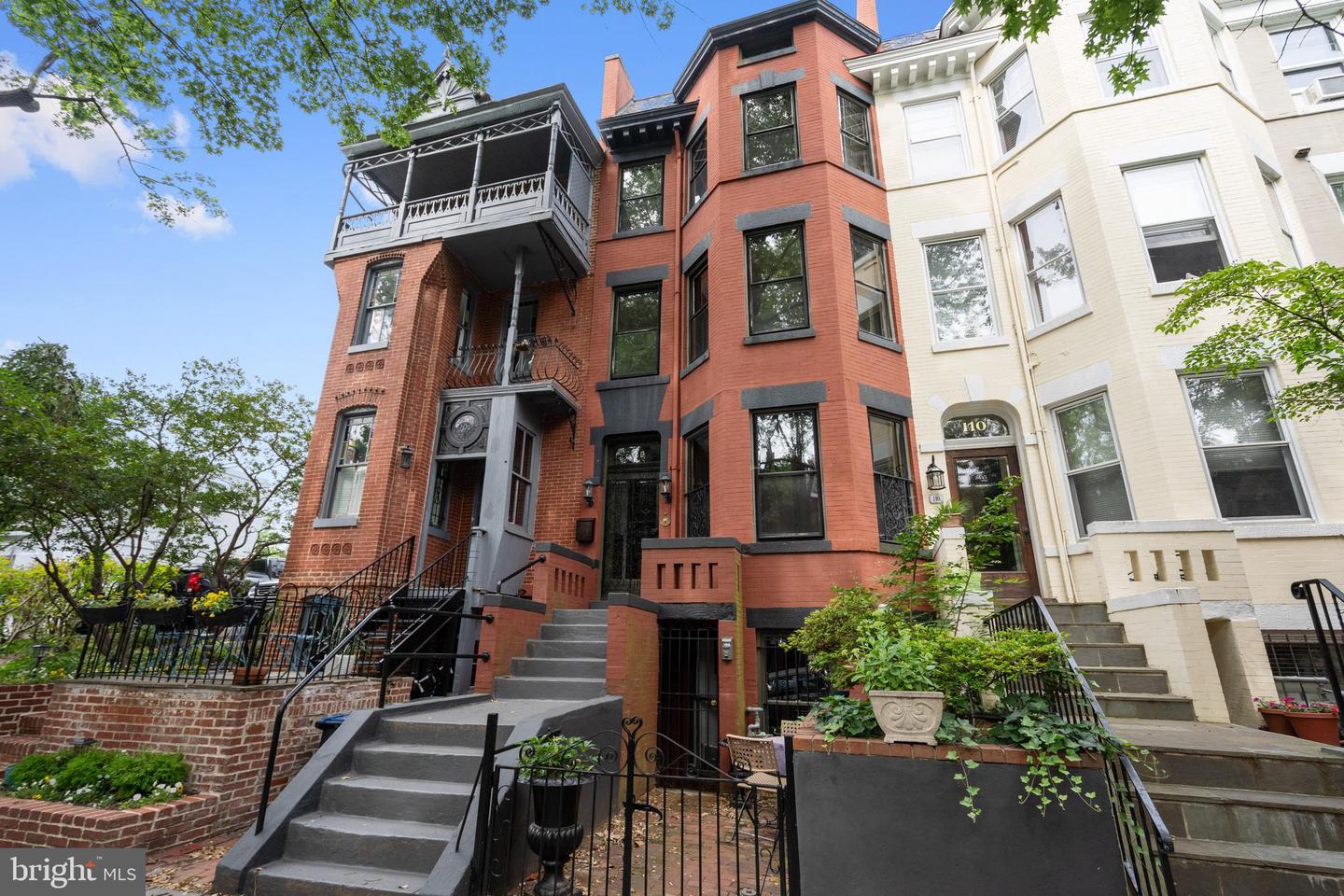 108 3rd St NE
