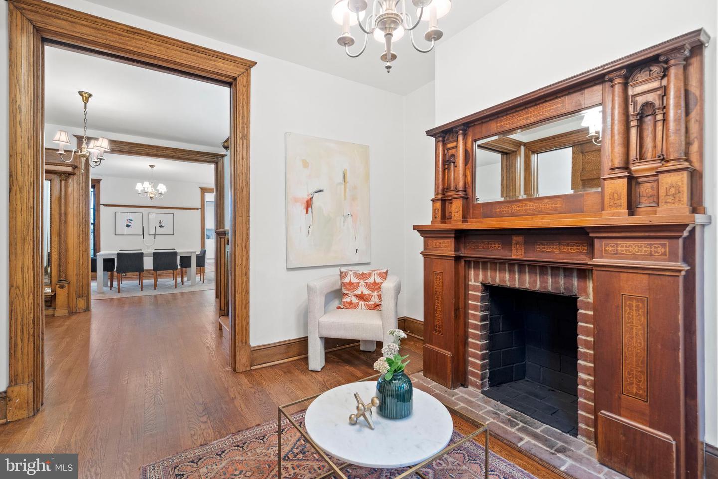 108 3rd St NE