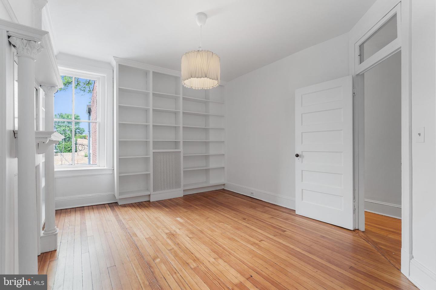108 3rd St NE