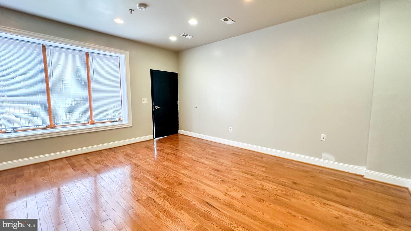 3408 SHERMAN AVE NW #101