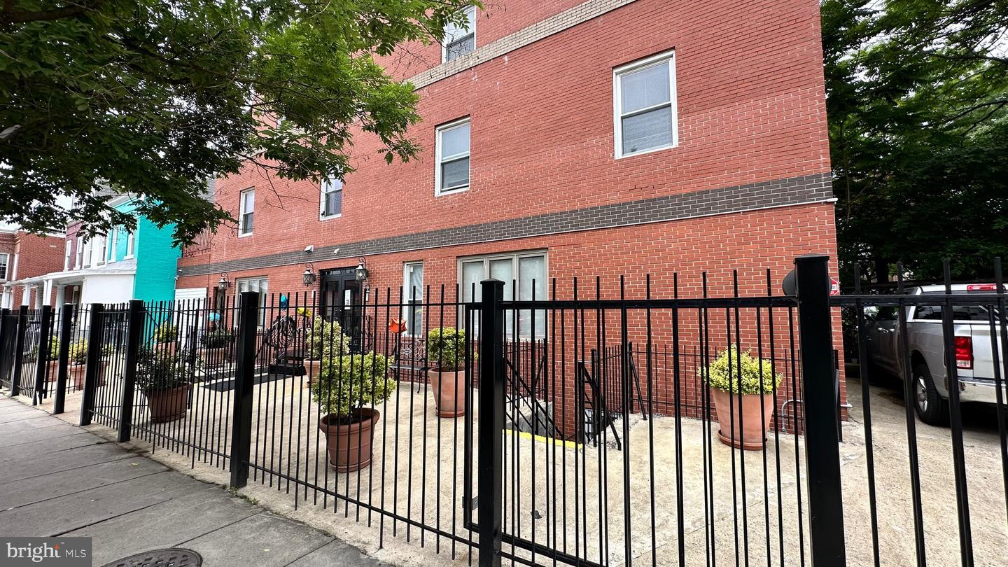 3408 SHERMAN AVE NW #101
