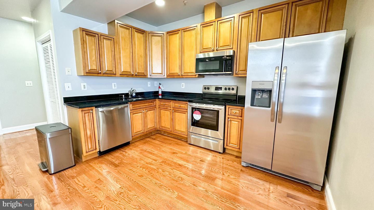 3408 SHERMAN AVE NW #101