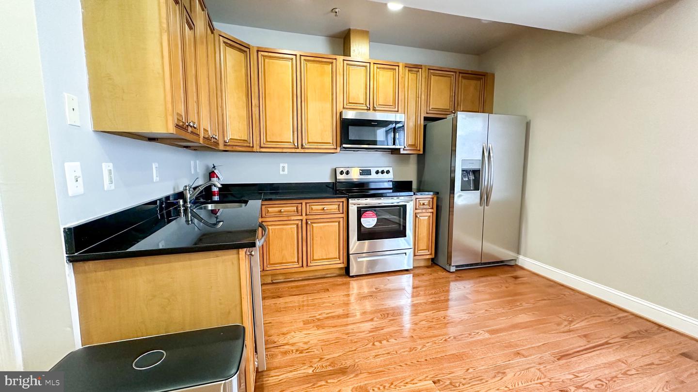 3408 SHERMAN AVE NW #101