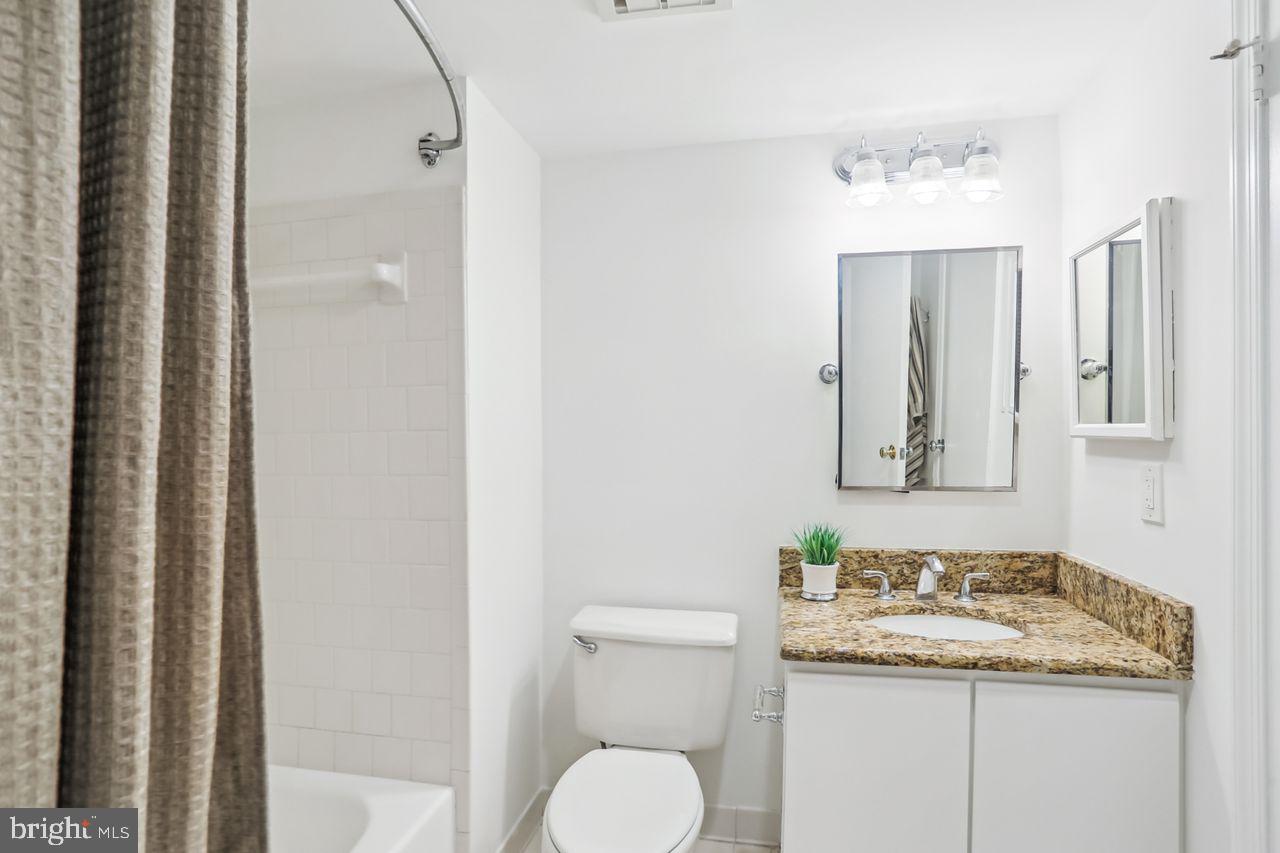 1401 17th St NW #610