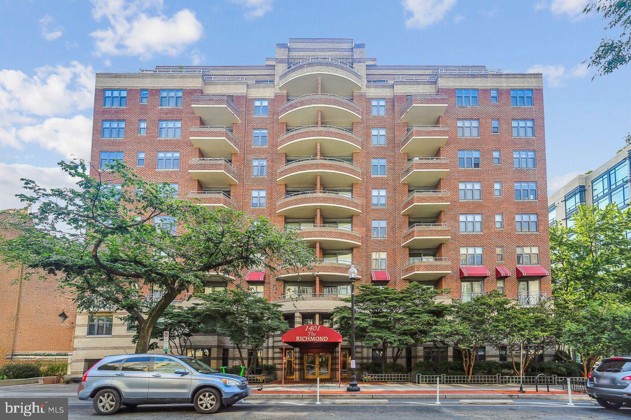 1401 17th St NW #610