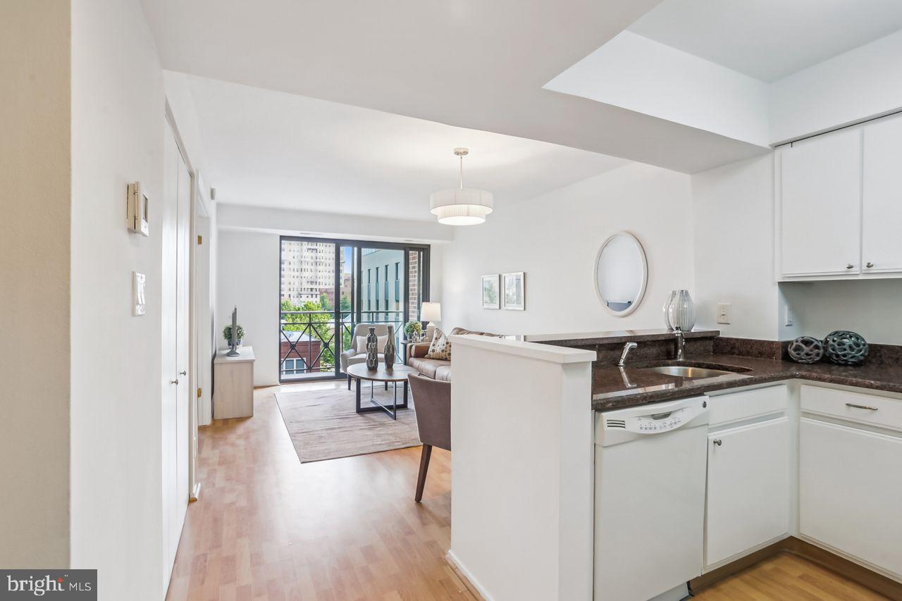 1401 17th St NW #610