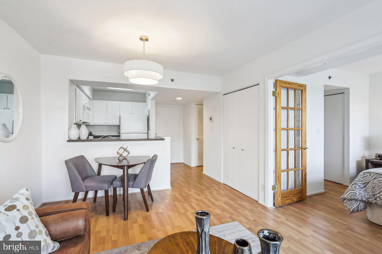 1401 17th St NW #610