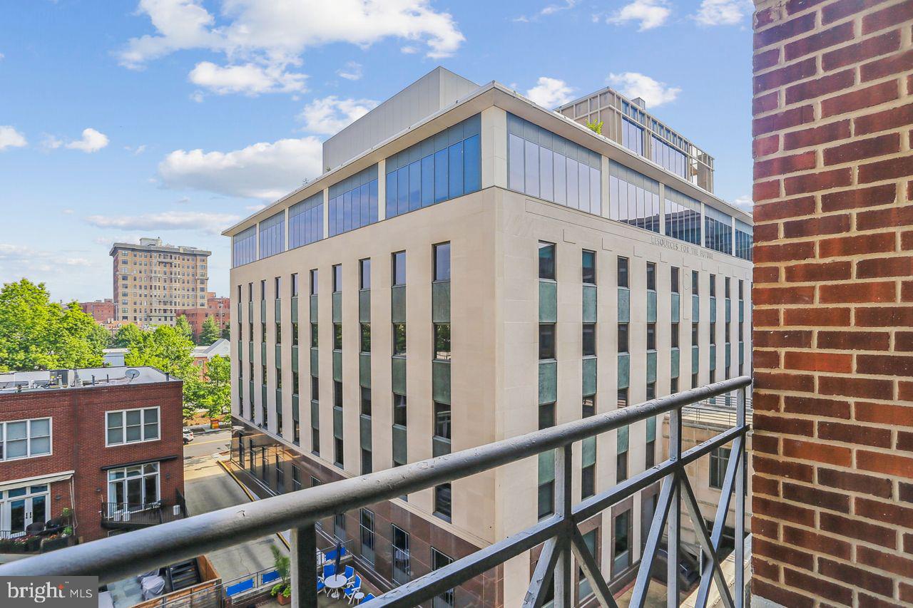 1401 17th St NW #610