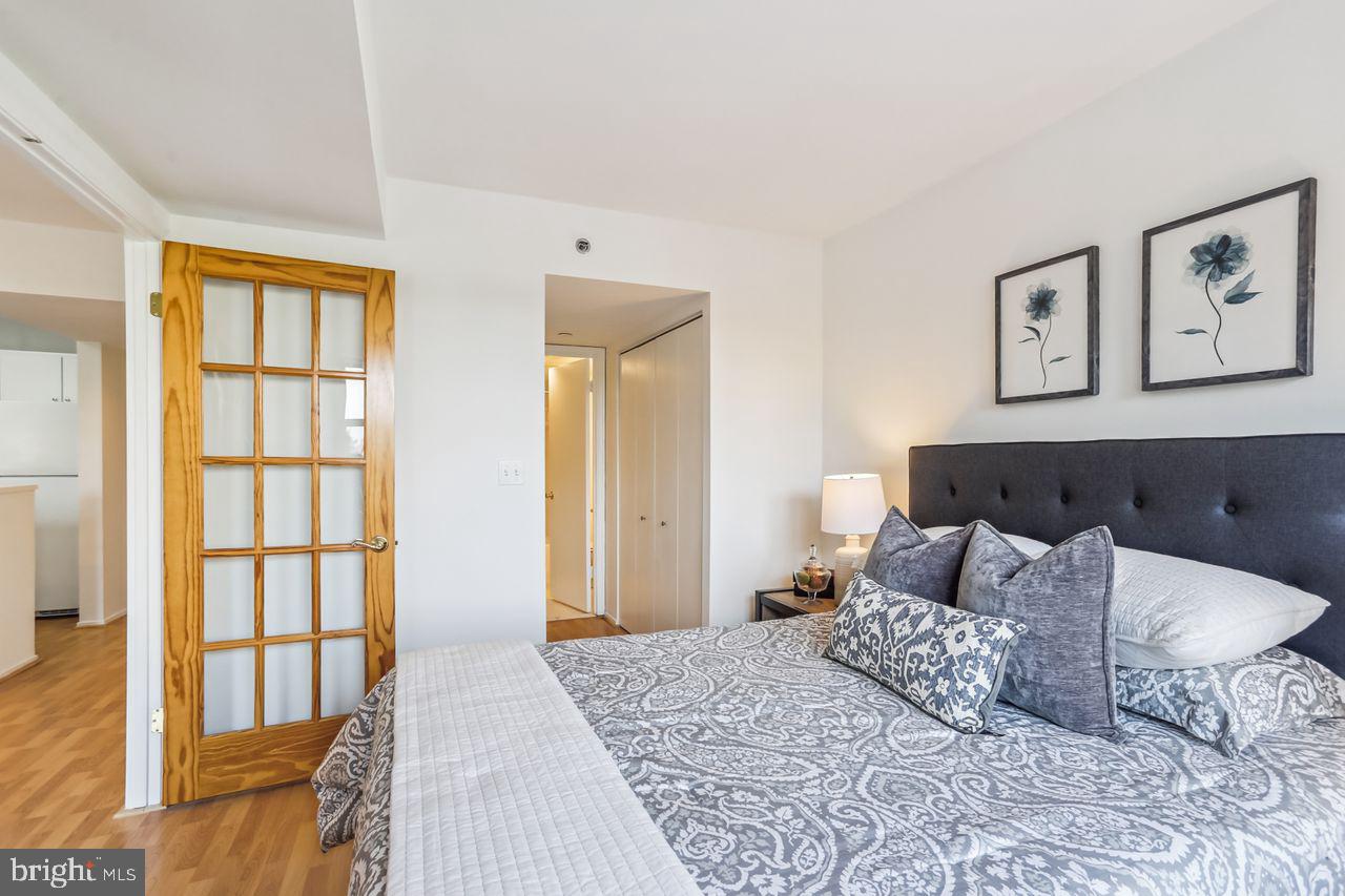 1401 17th St NW #610