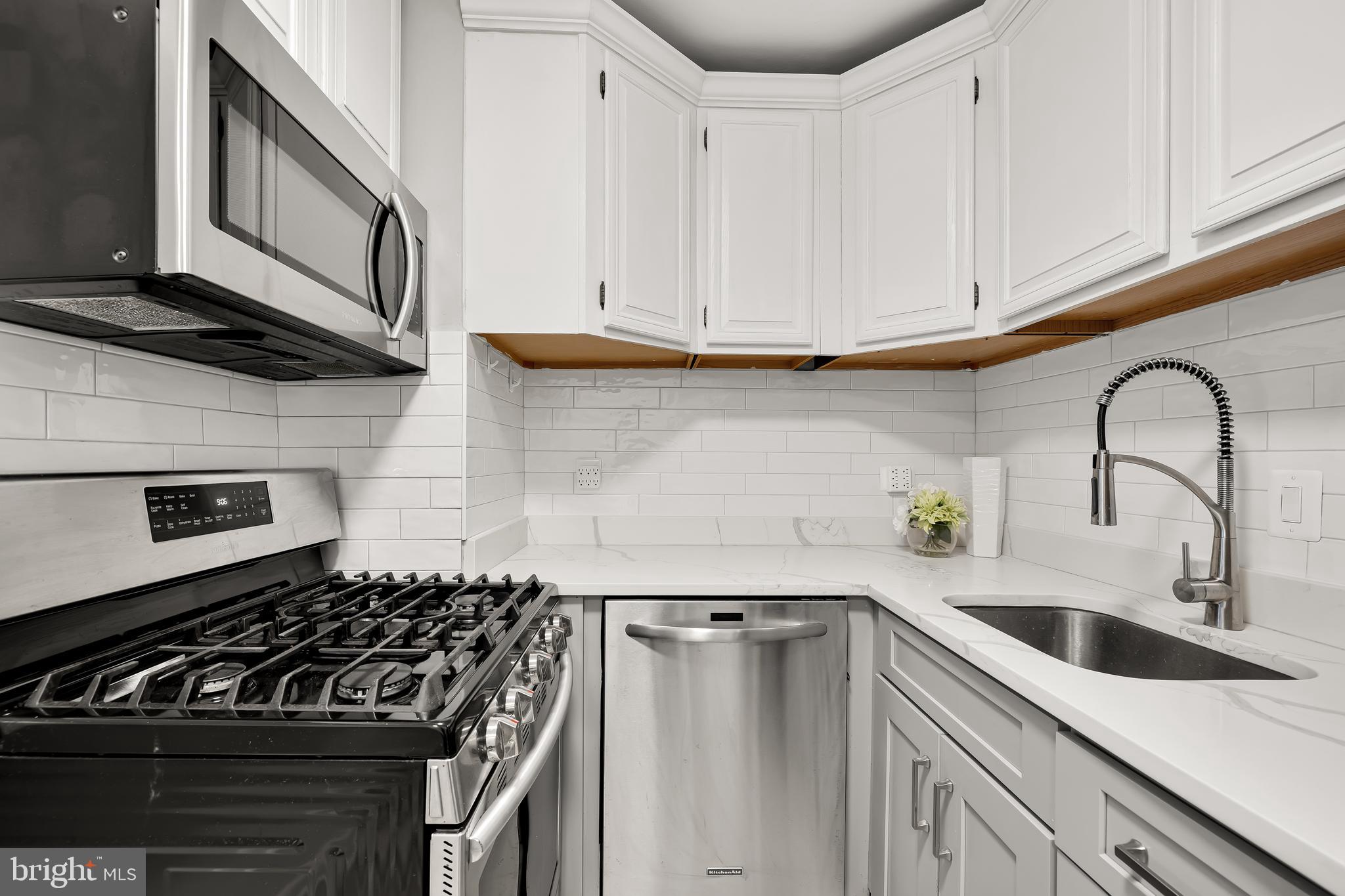 1260 21ST ST NW #706