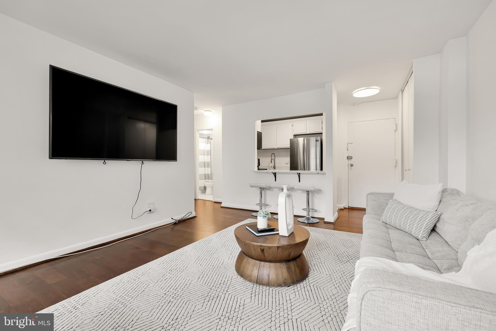 1260 21ST ST NW #706