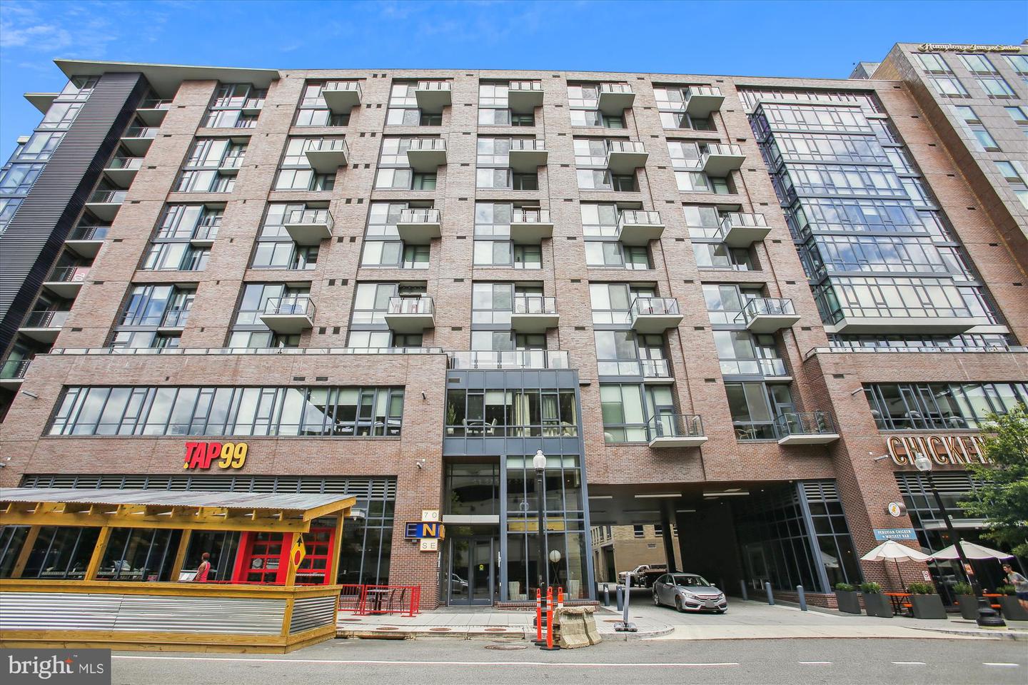 70 N ST SE #N814
