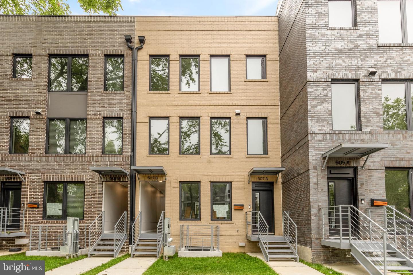 507 L St NE #3b