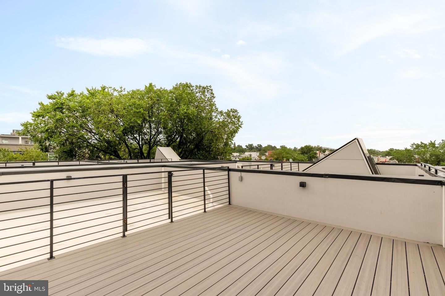 507 L St NE #3b