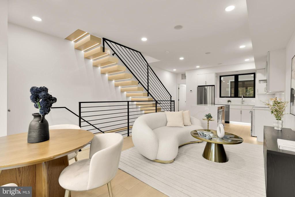 505 L St NE #2b