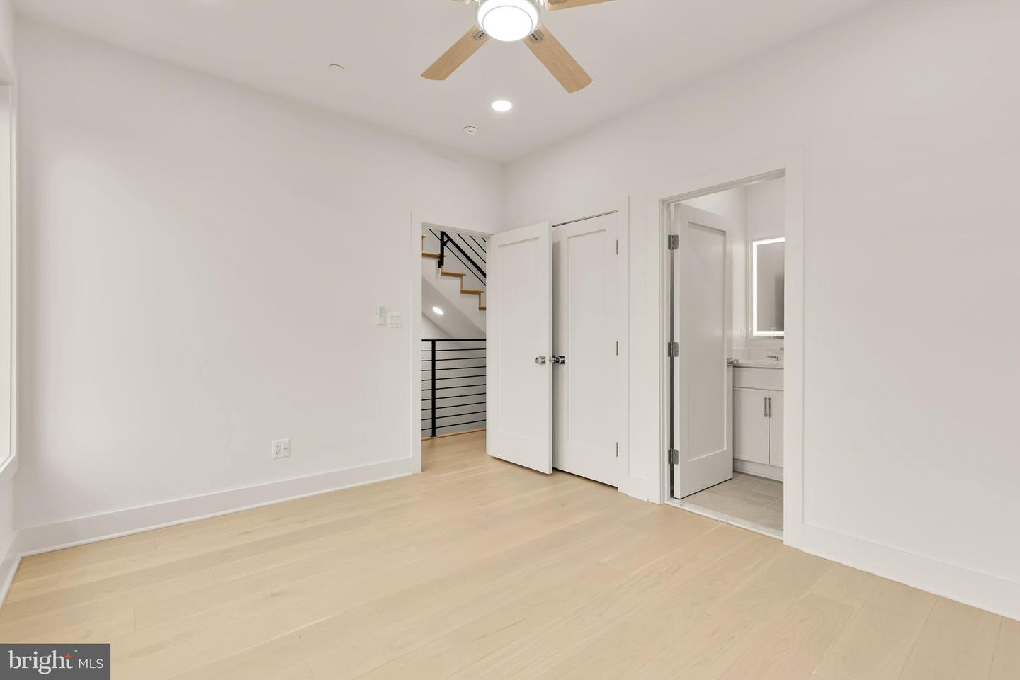 509 L St NE #4b