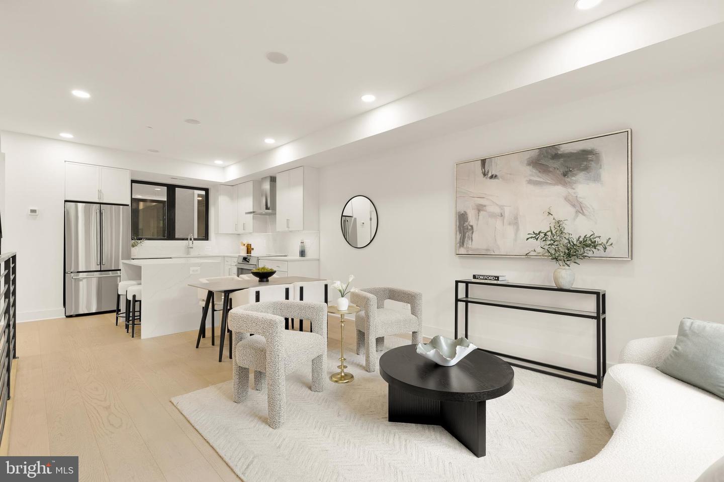 509 L St NE #4b