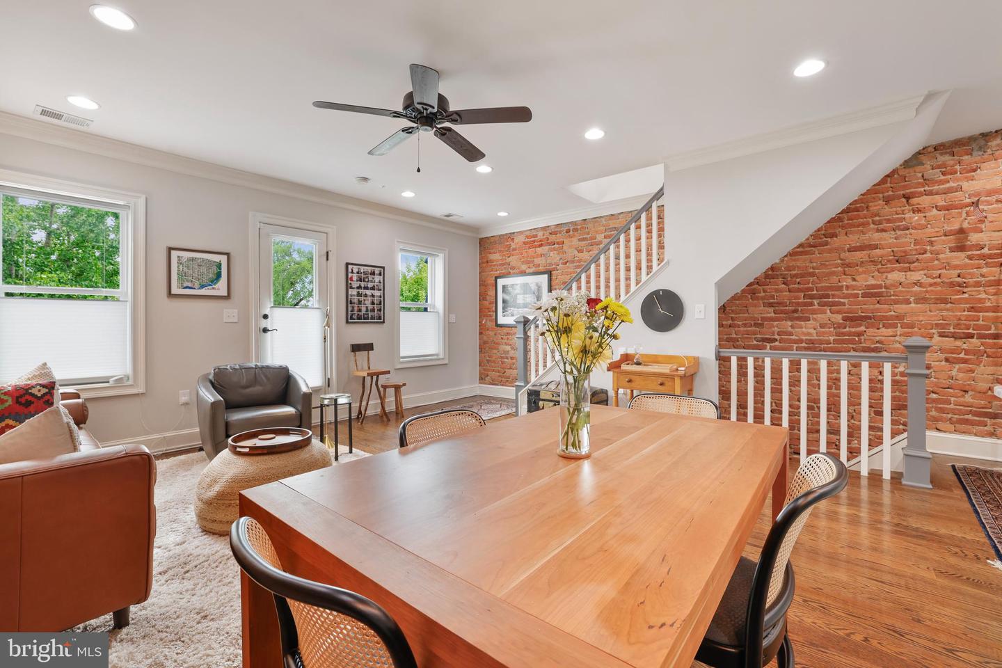 1732 Bay St SE #1