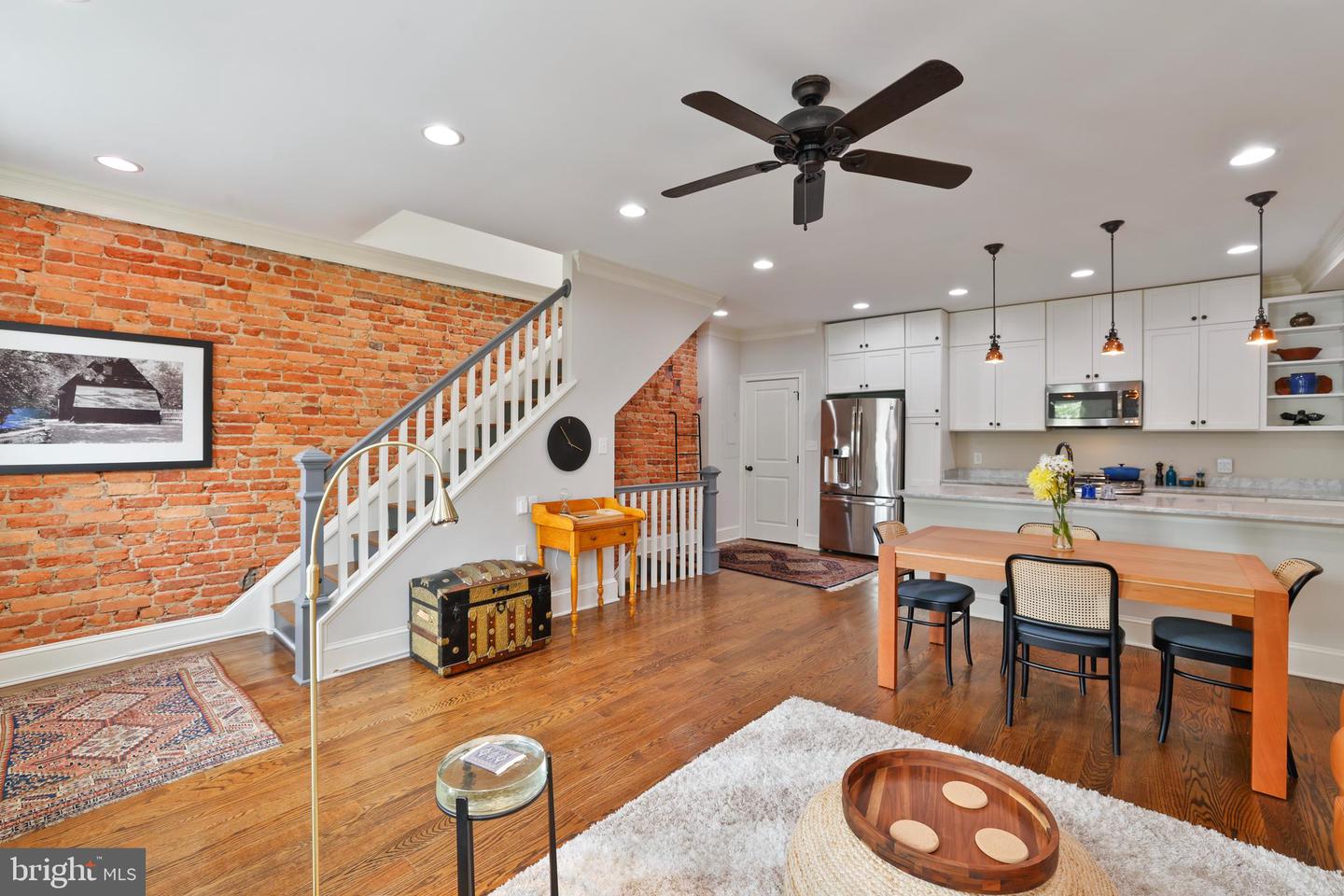 1732 Bay St SE #1