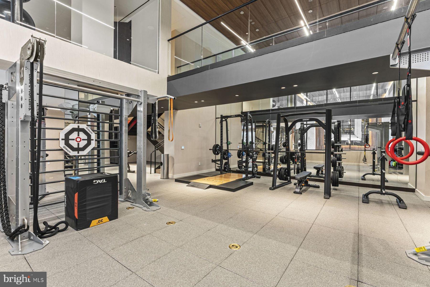 601 WHARF ST SW #211