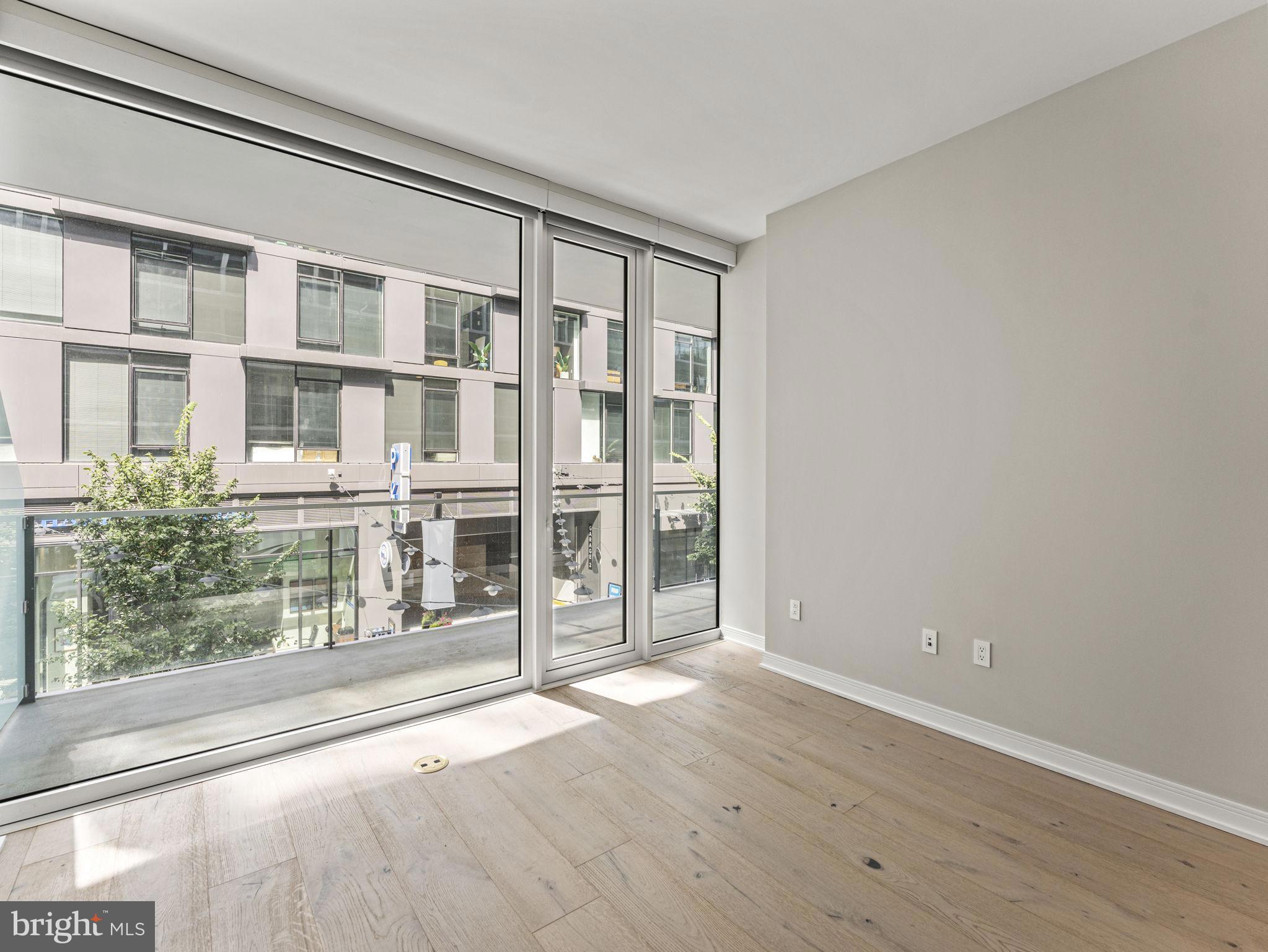 601 WHARF ST SW #211