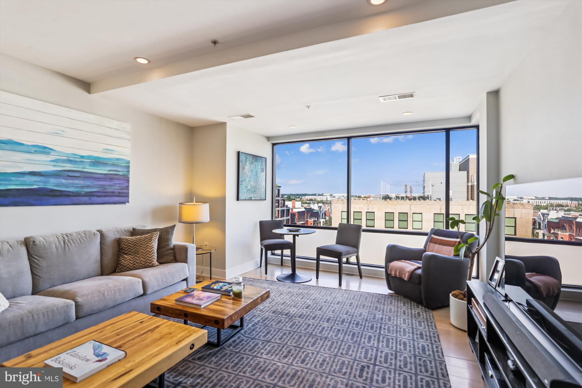 1634 14th St NW #604