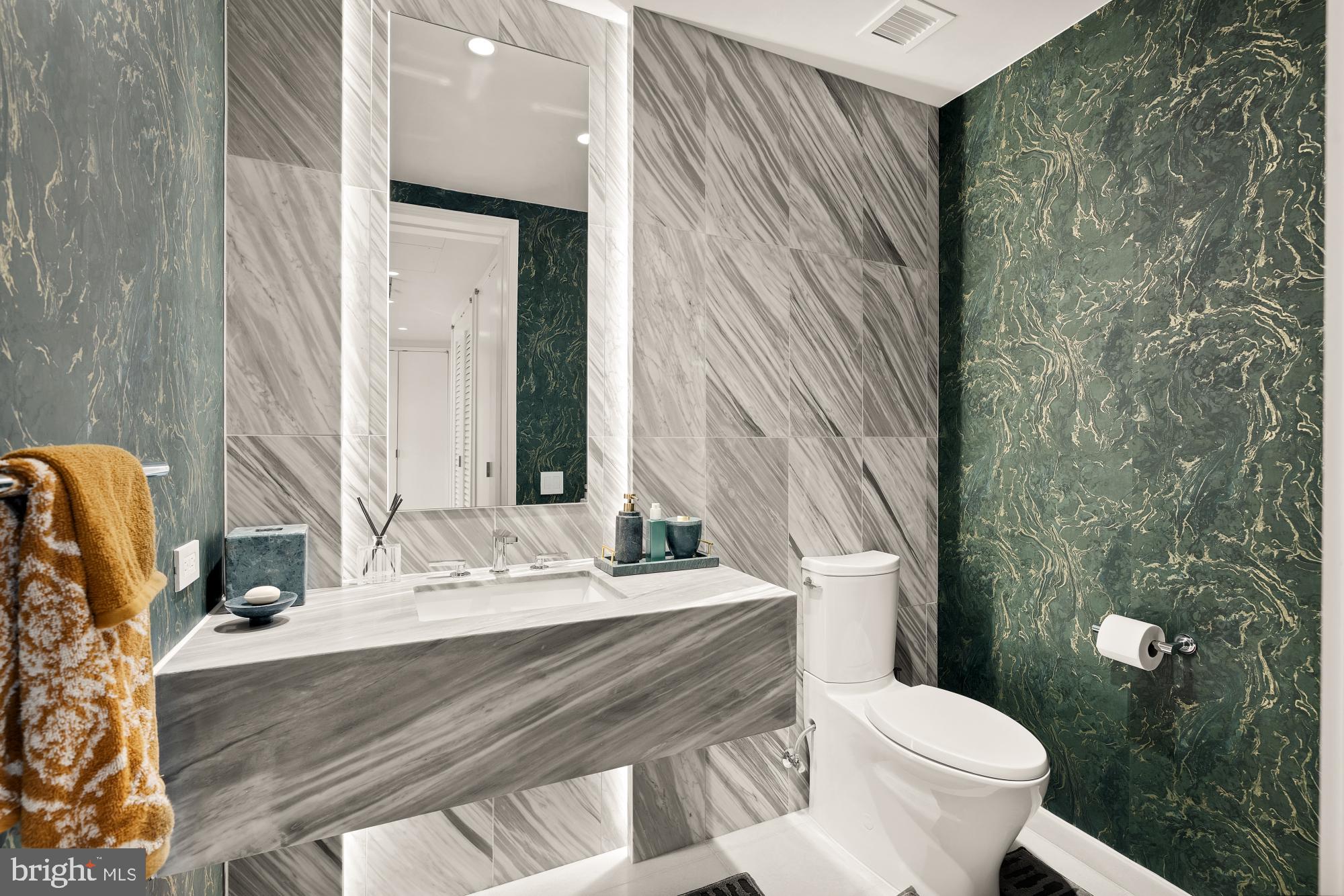 601 WHARF ST SW #804