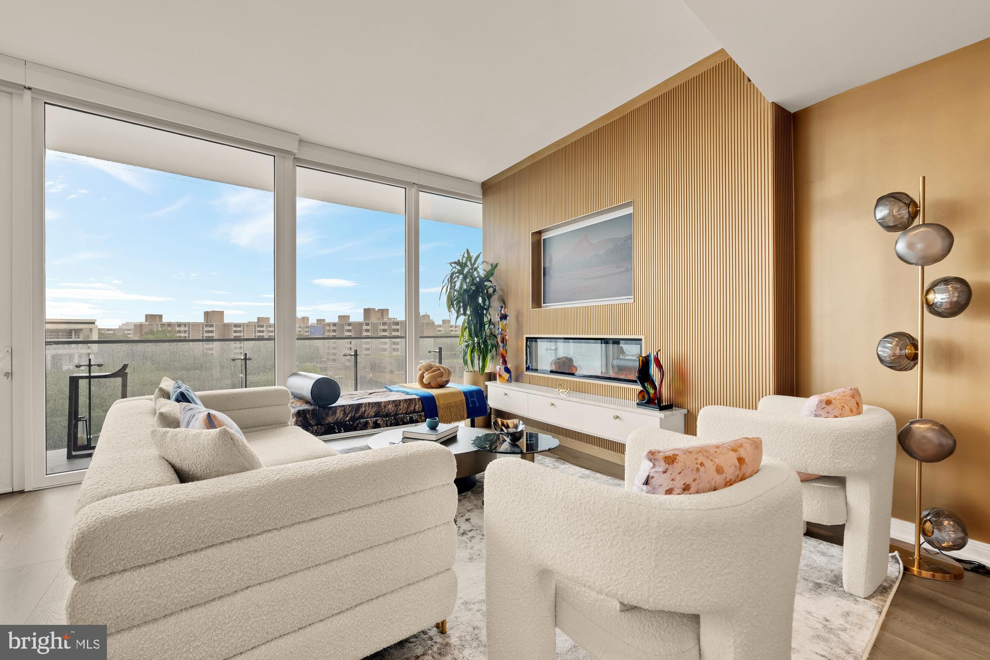 601 WHARF ST SW #804