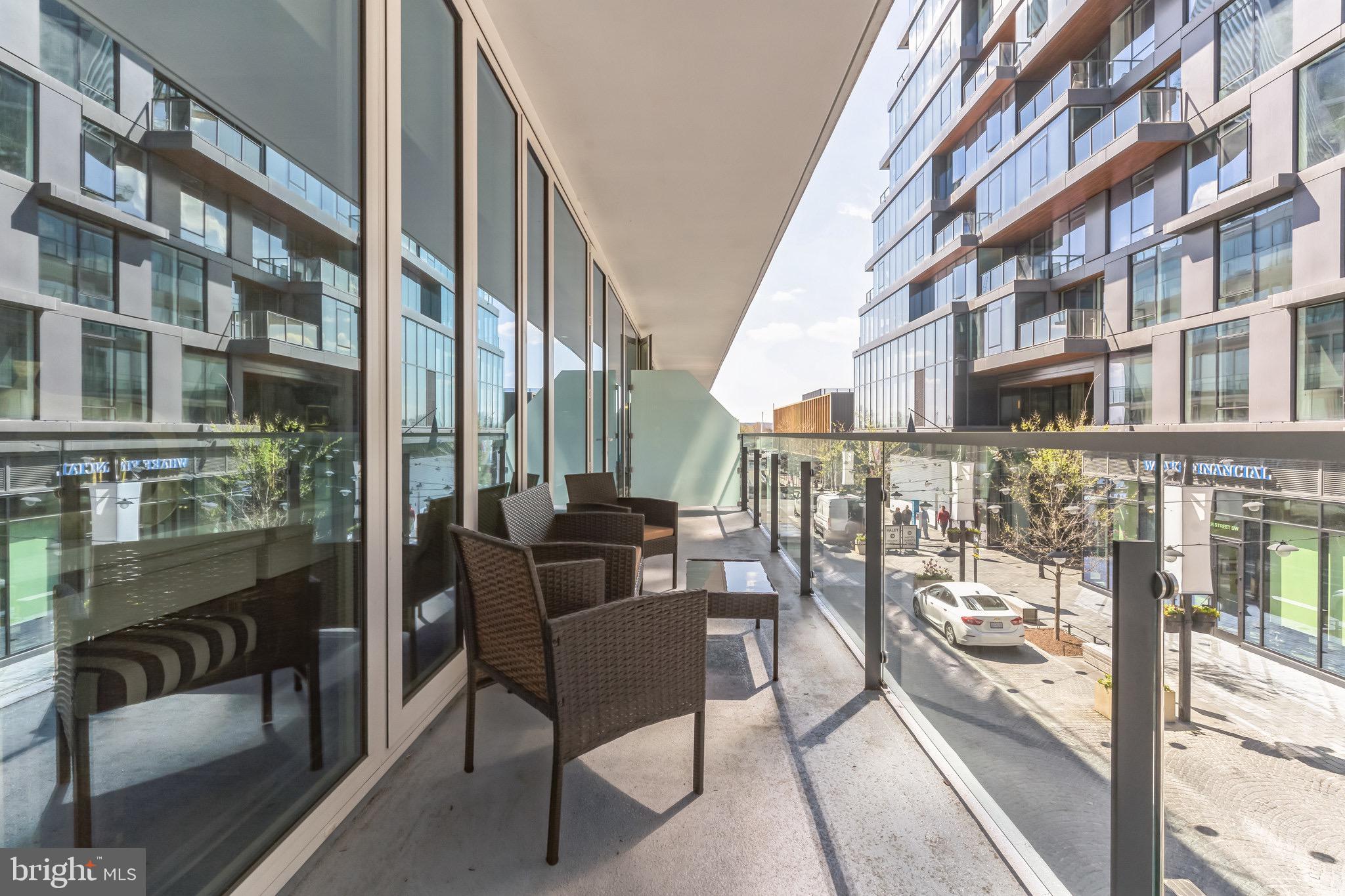 601 WHARF STREET SW 212