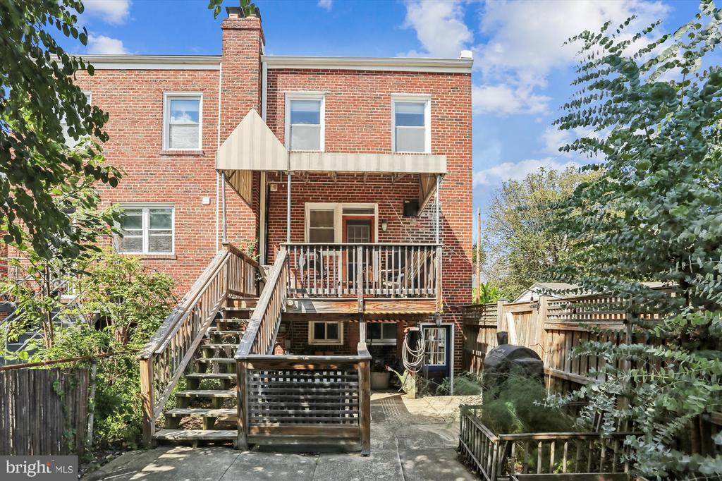 312 PEABODY STREET NW