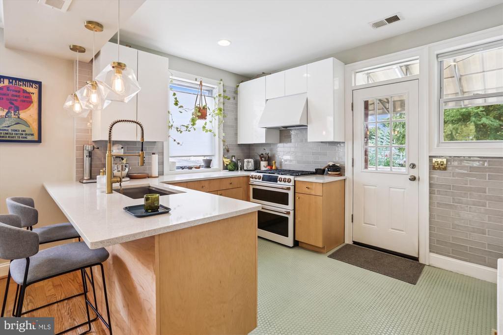 312 PEABODY STREET NW