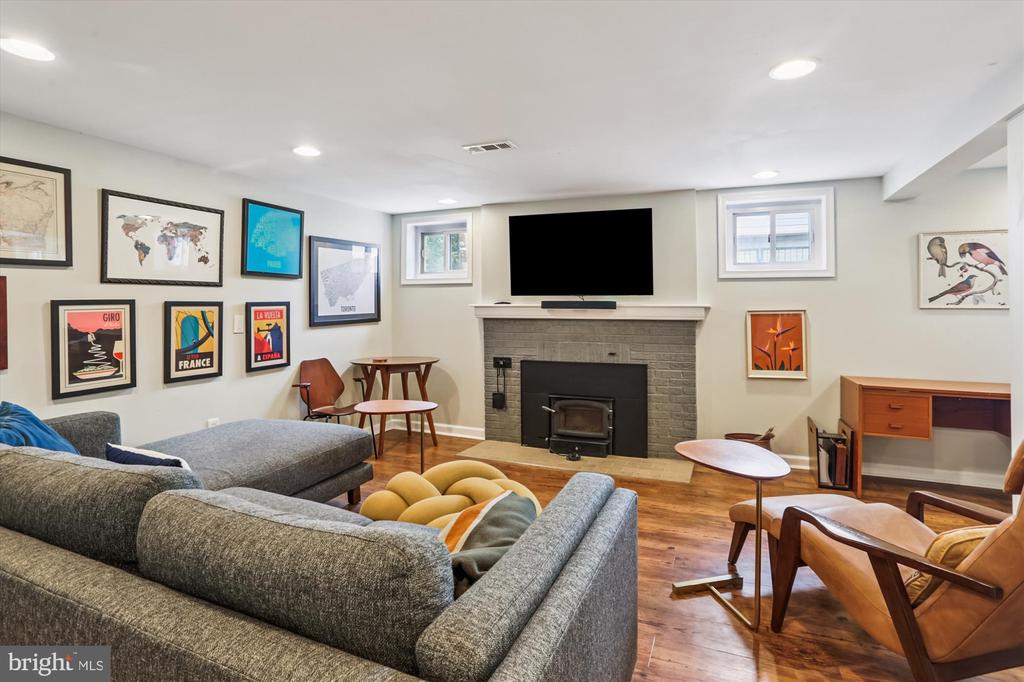 312 PEABODY STREET NW