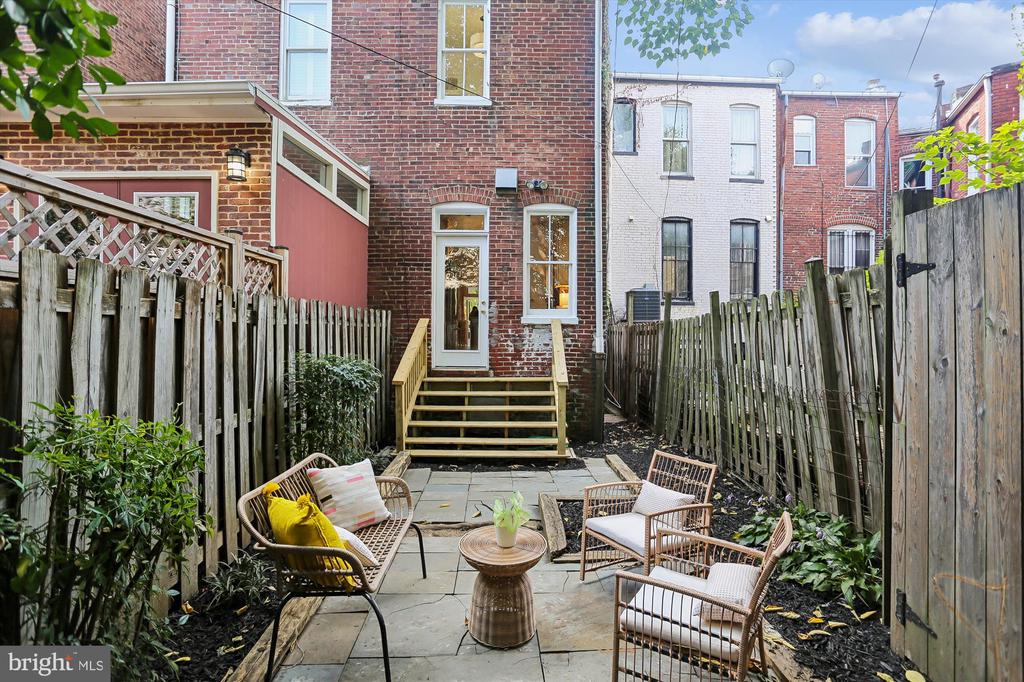 314 NORTH CAROLINA AVENUE SE