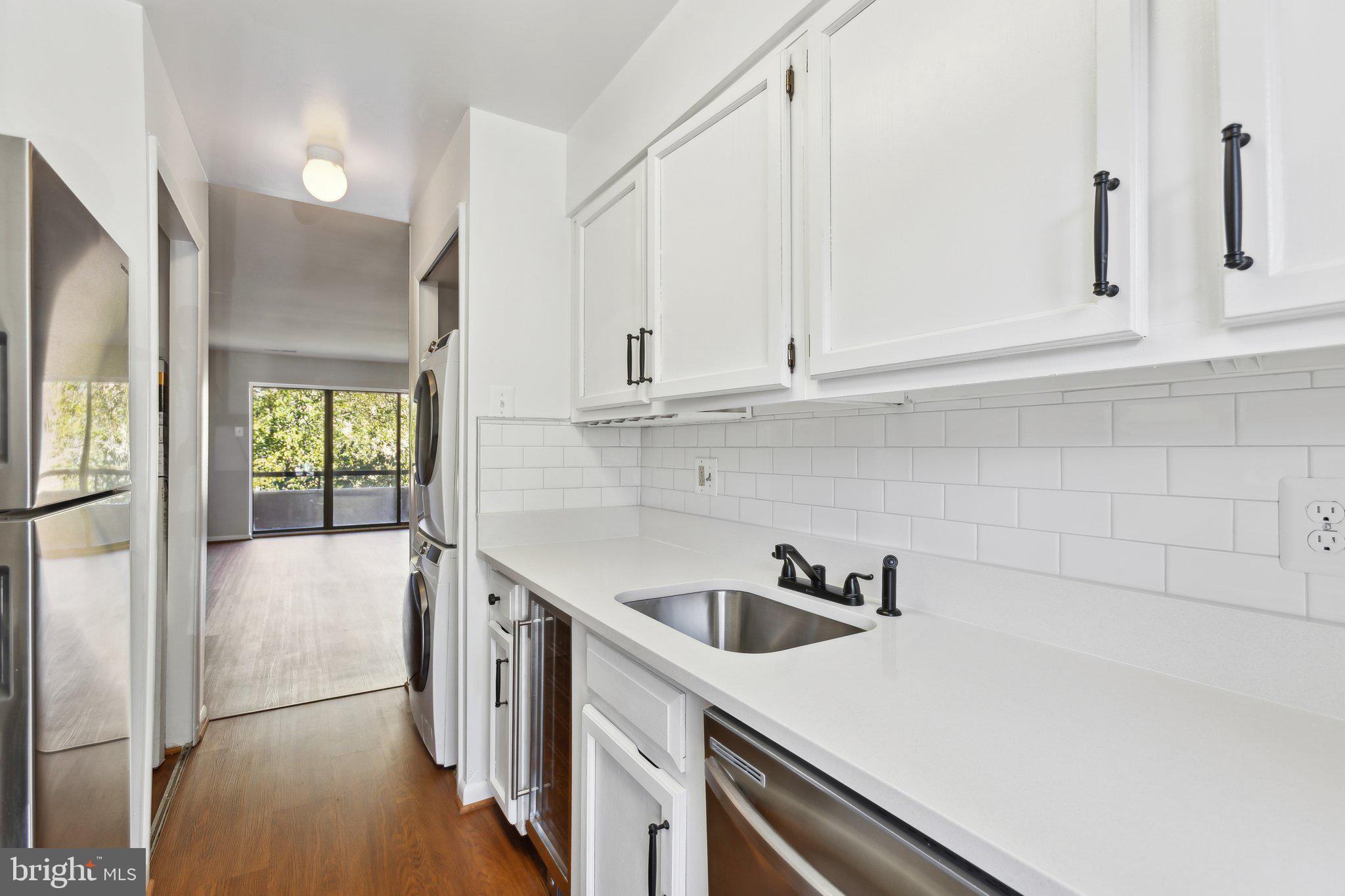 3115 HAWTHORNE DRIVE NE 3115