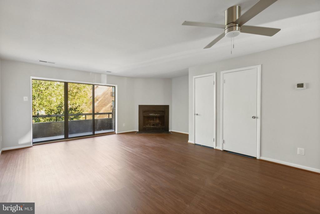 3115 HAWTHORNE DRIVE NE 3115