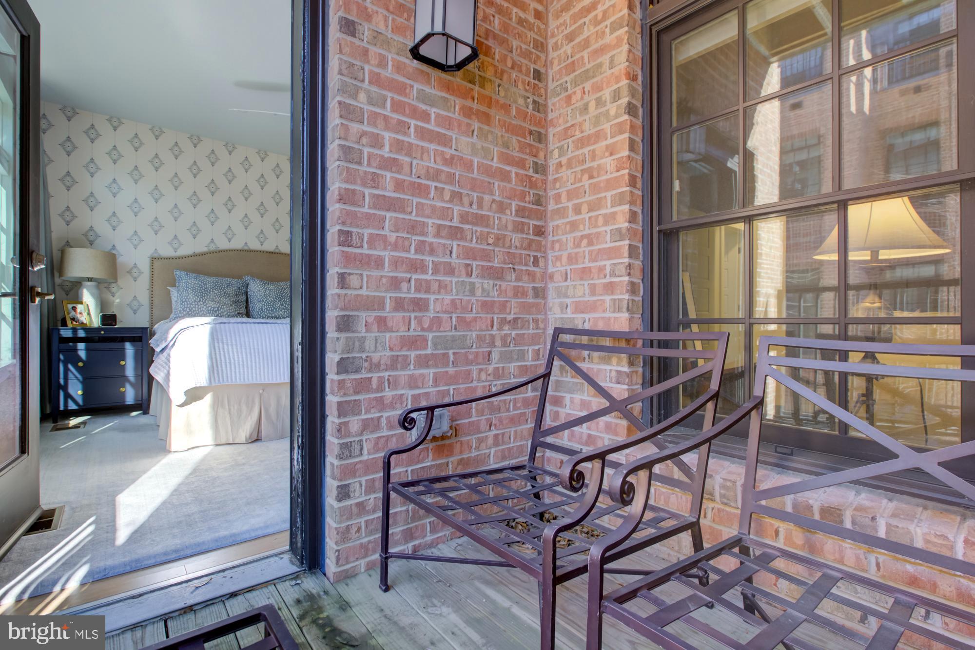 1309 E STREET SE 12