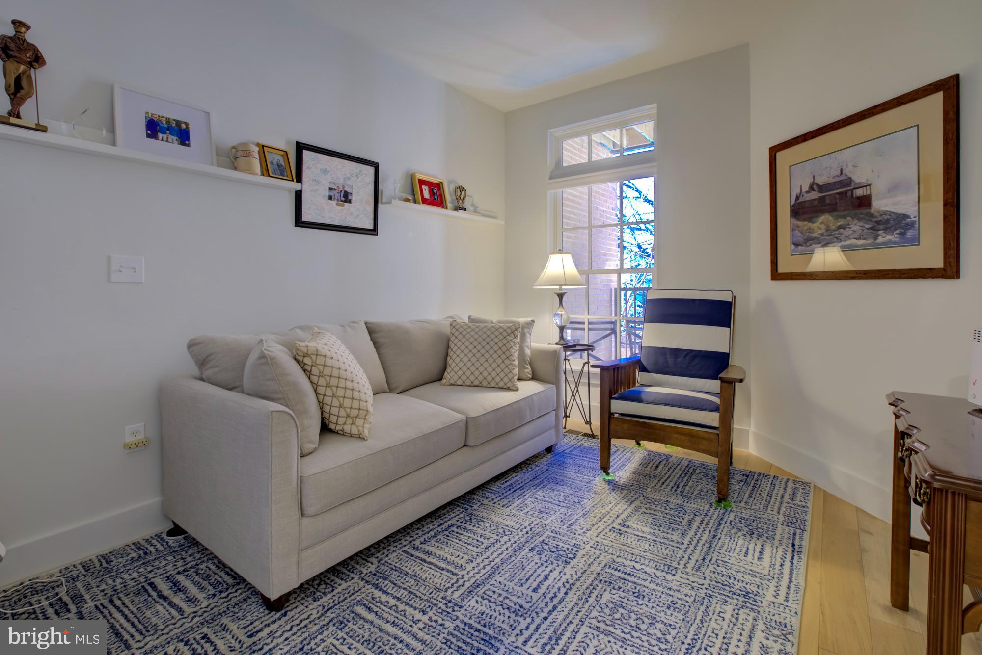 1309 E STREET SE 12