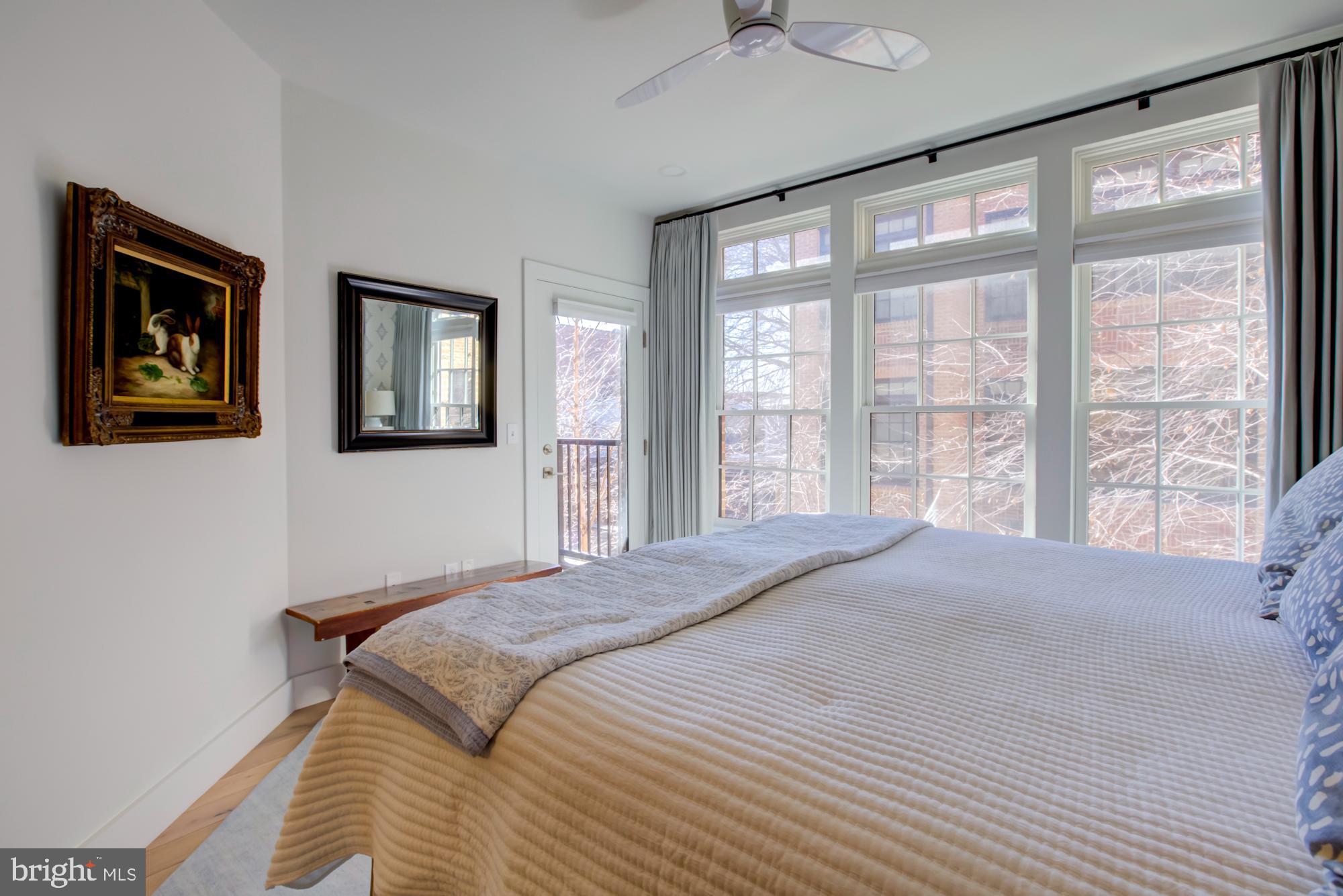 1309 E STREET SE 12