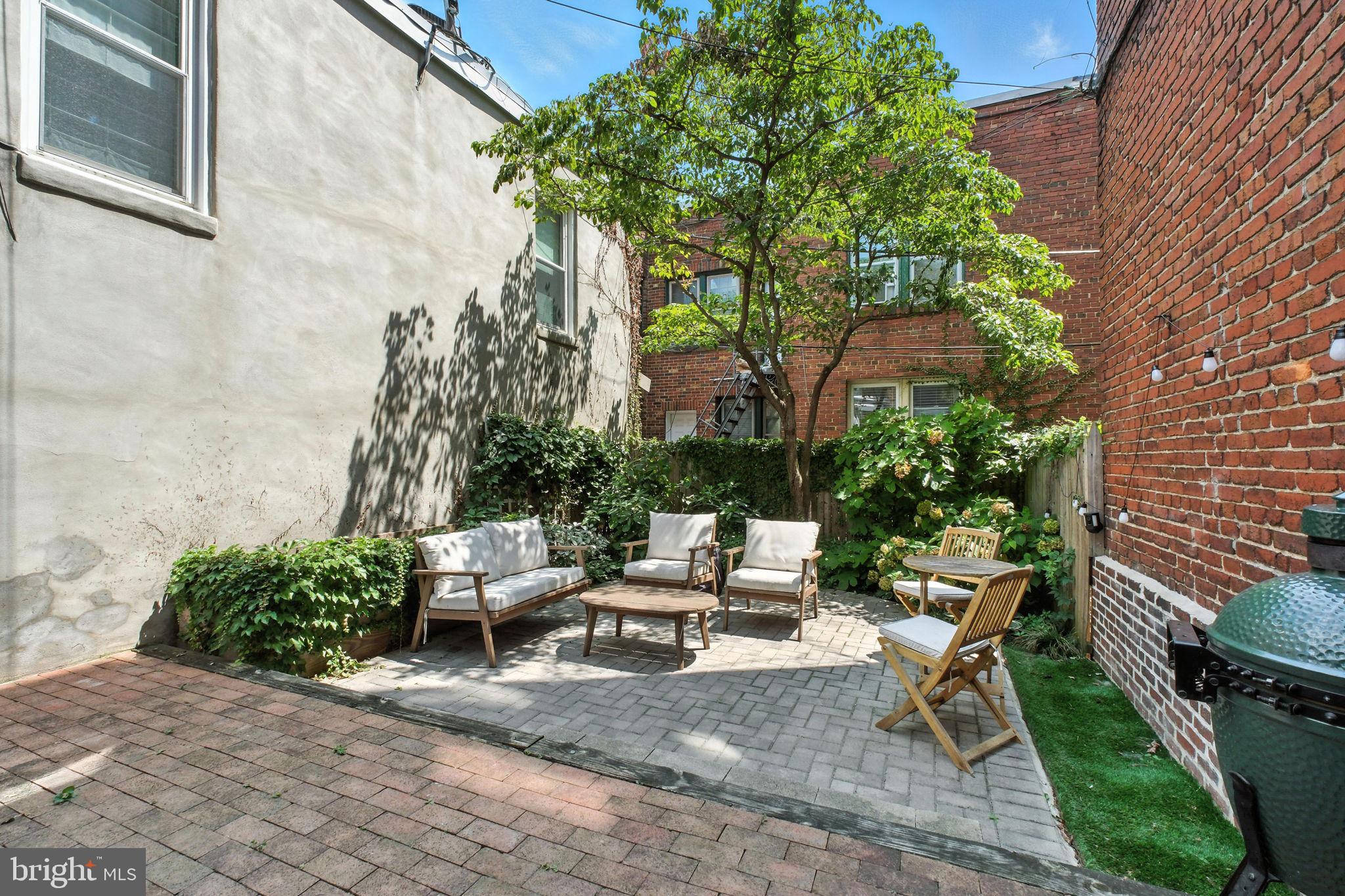 23 6TH STREET NE
