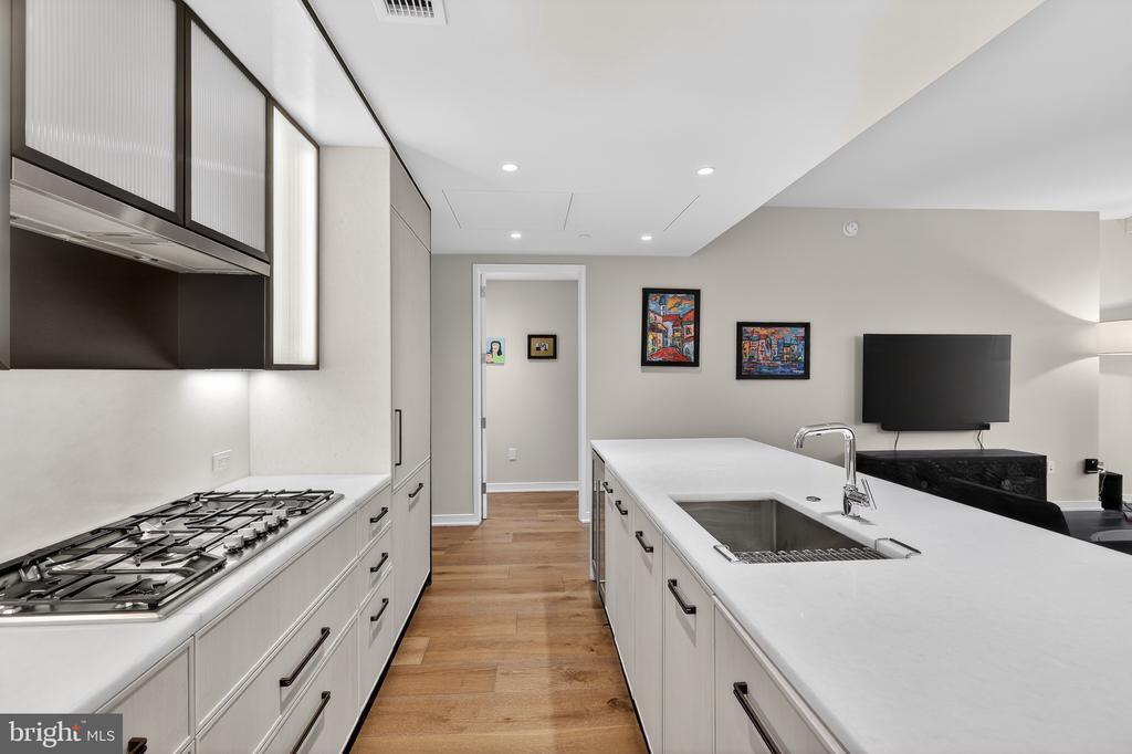601 WHARF STREET SW 1107