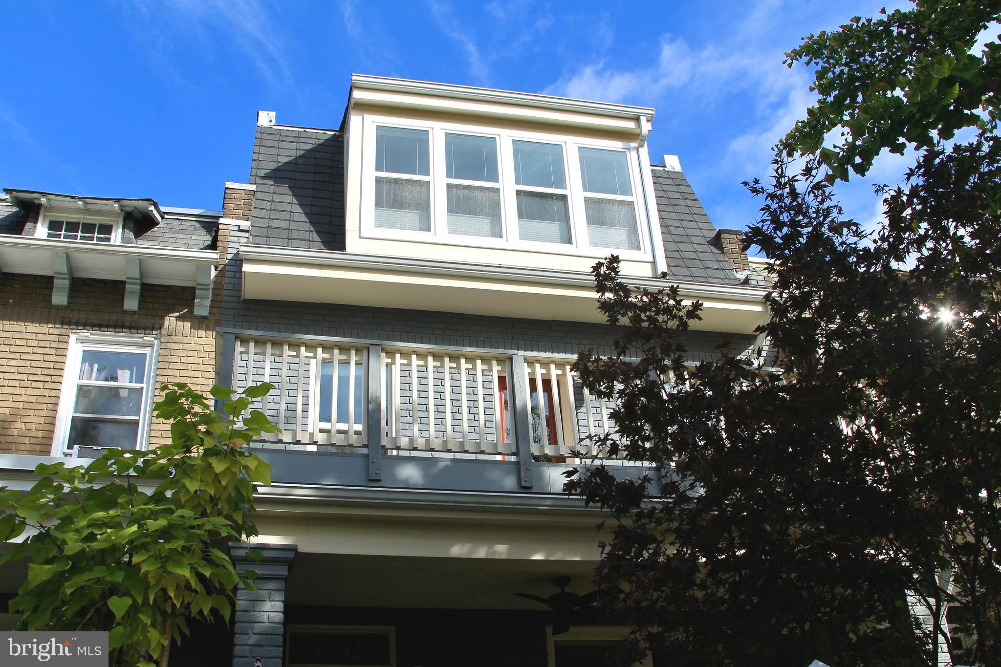 1732 BAY STREET SE 1