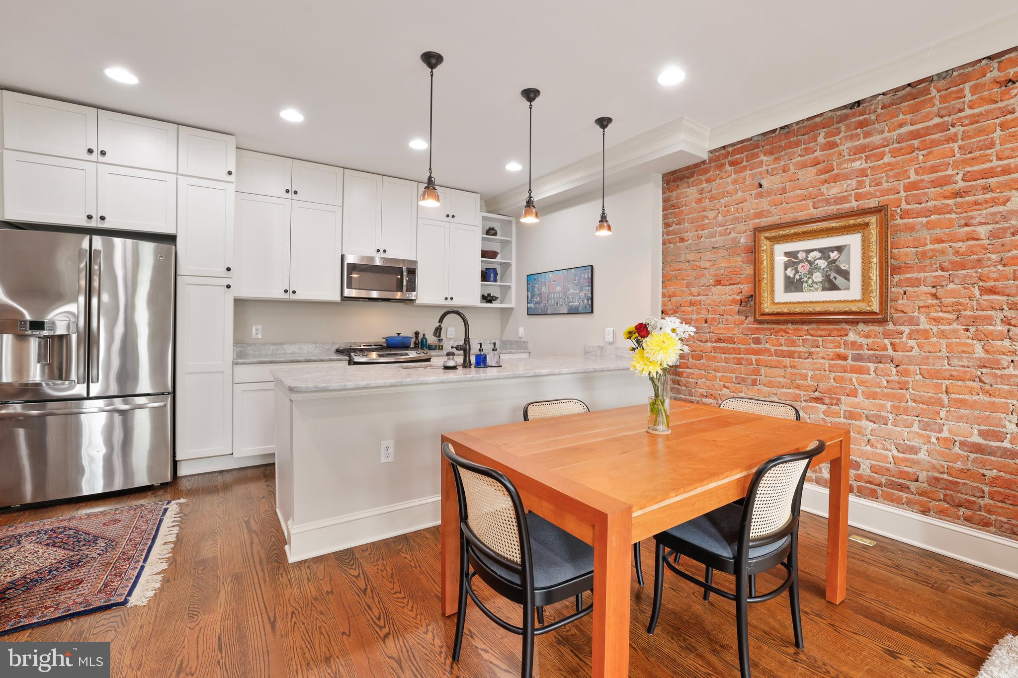 1732 BAY STREET SE 1