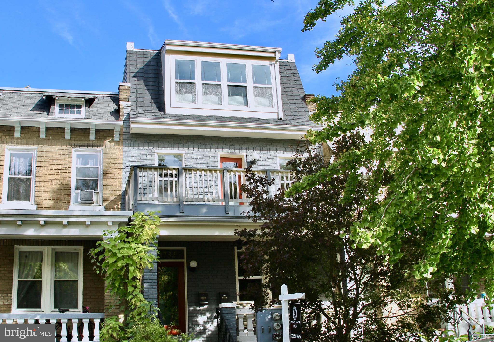 1732 BAY STREET SE 1