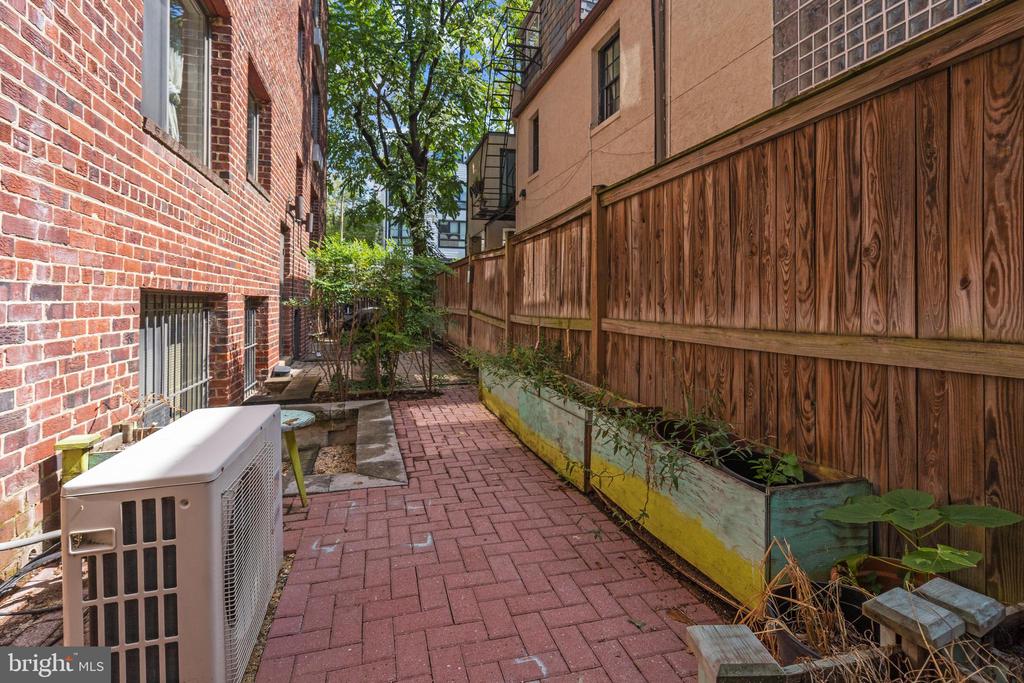 2639 15TH STREET NW 104