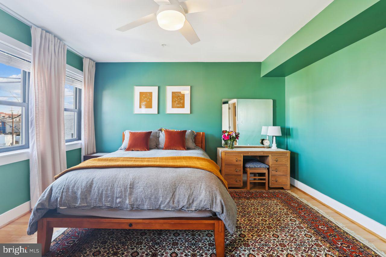 1520 INDEPENDENCE AVENUE SE 202