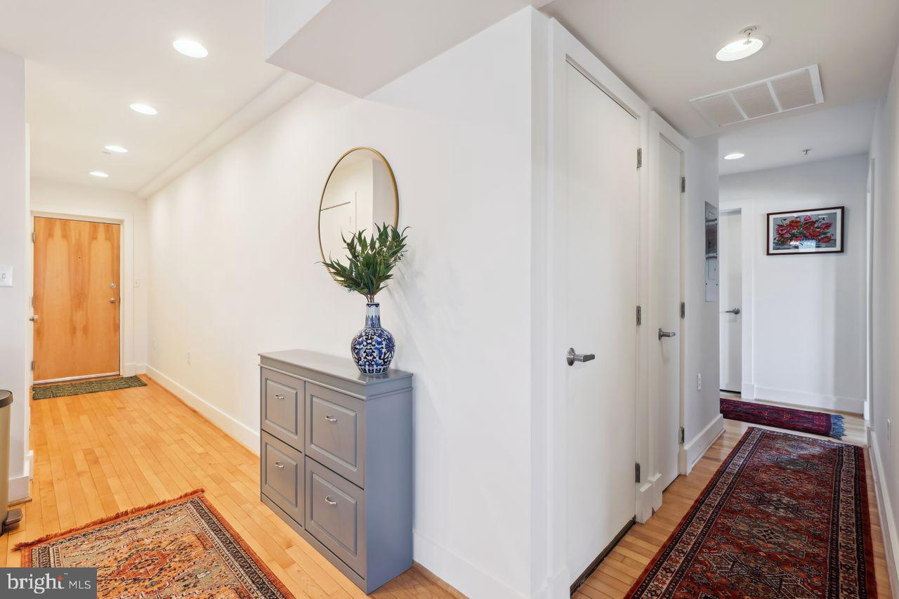 1520 INDEPENDENCE AVENUE SE 202