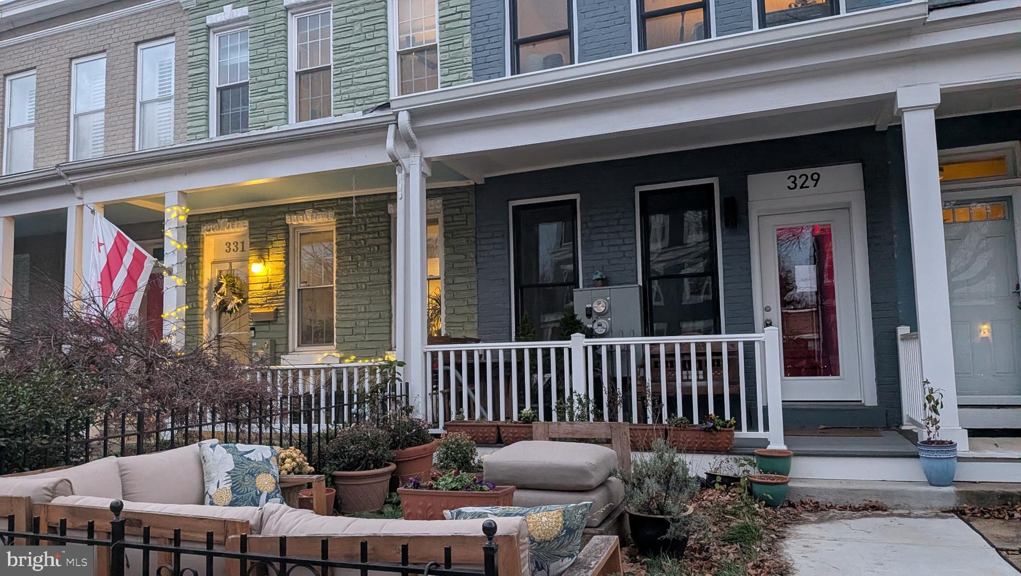 329 16TH STREET SE 1