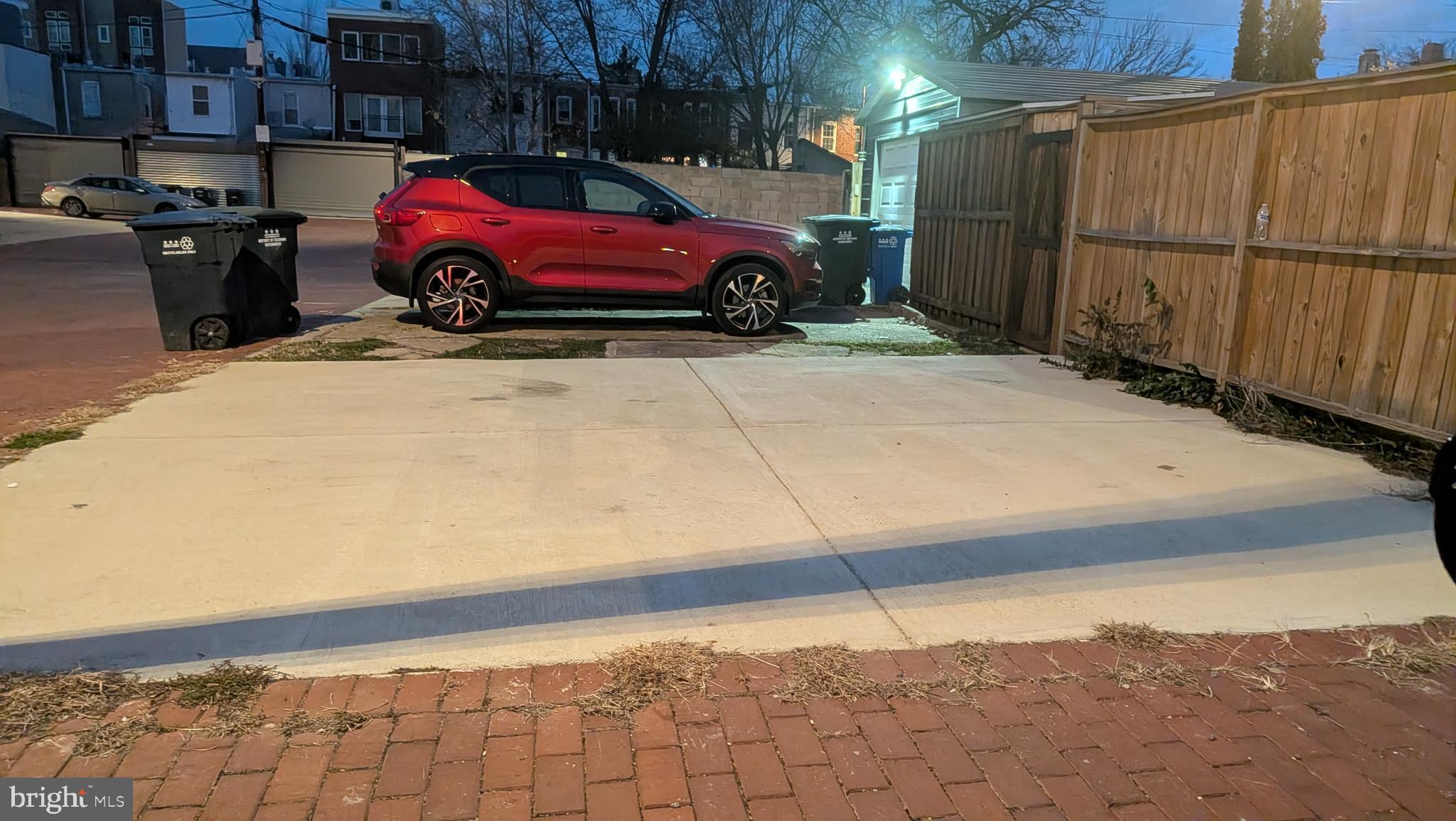 329 16TH STREET SE 1